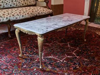 Starožitný konferenční stolek s mramorem. Zrestaur Starožitný konferenční stolek s mramorem. Zrestaur